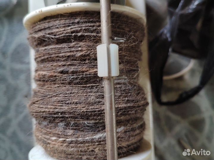 Спряду собачью шерсть,козию,любую