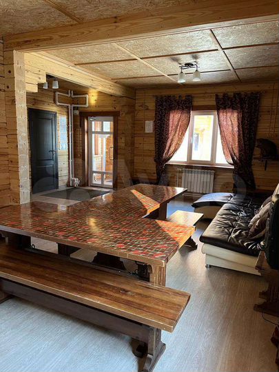 Дом 260 м² на участке 14 сот.