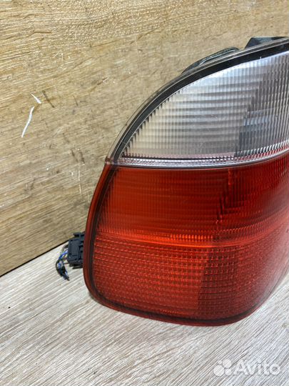 Фонарь левый BMW E39 универсал Арт. 111444