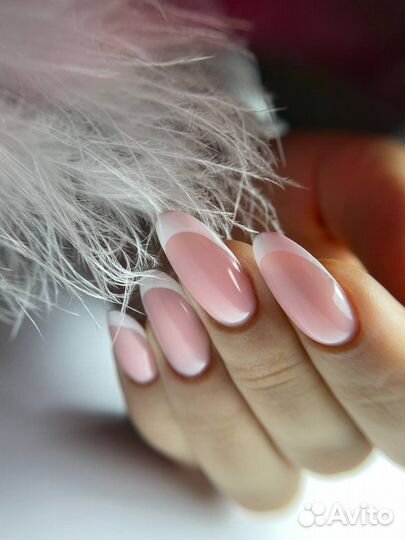 Мастер маникюра и педикюра