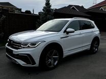 Volkswagen Tiguan 2.0 AMT, 2021, 47 287 км, с пробегом, цена 4 190 000 руб.