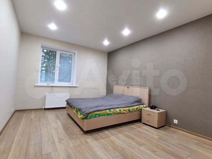 3-к. квартира, 70 м², 1/2 эт.