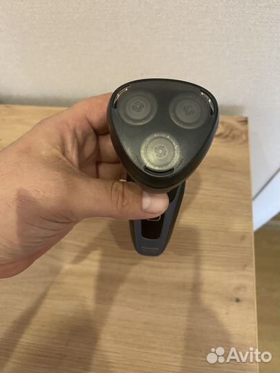 Электро бритва philips