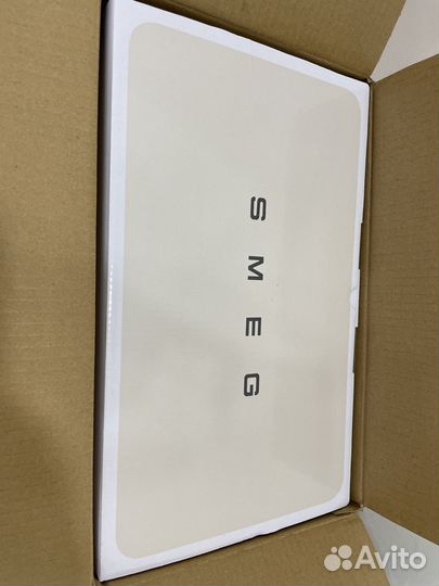 Коробка от тостера Smeg