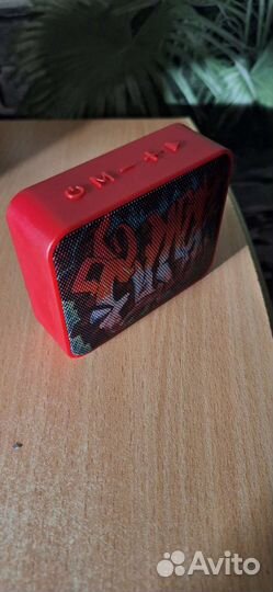 Блютуз колонка