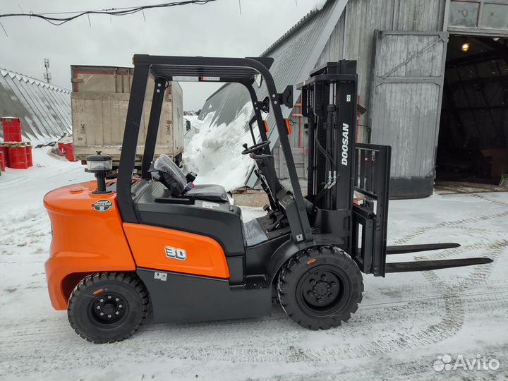 Вилочный погрузчик DOOSAN D30NX, 2023