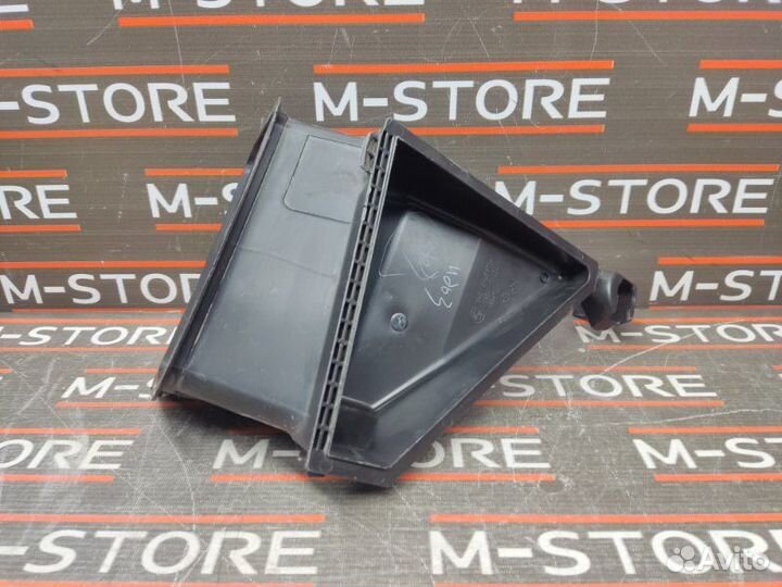 Воздуховод Bmw X5 E70 N52B30 2007