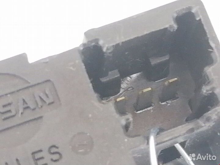 Кнопка освещения панели приборов Renault Koleos