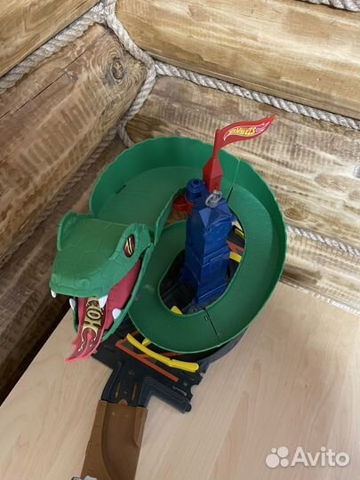 Трек Хот Вилс дракон