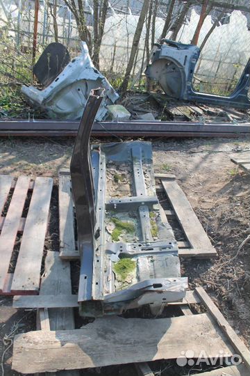 Порог левый Nissan Teana J32