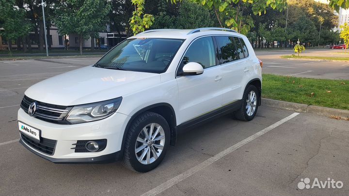 Volkswagen Tiguan 2.0 AT, 2012, 180 966 км