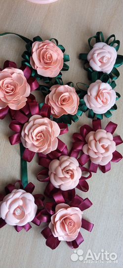 Бутаньерки свадебные