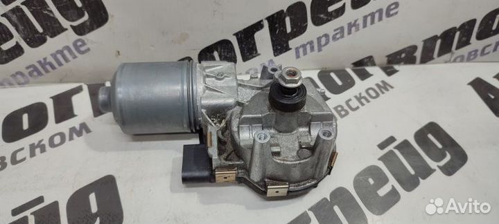 Мотор стеклоочистителя передний Porsche Cayenne