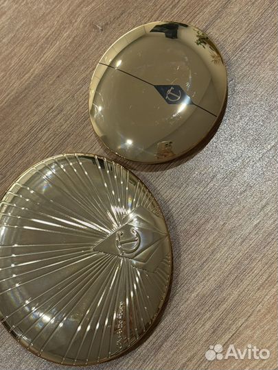 Charlotte tilbury бронзер