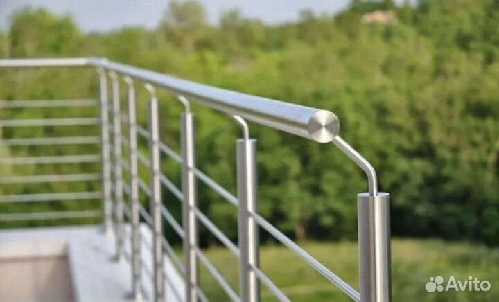 Перила, пopучни, огpaждения из нержавeющей cтали