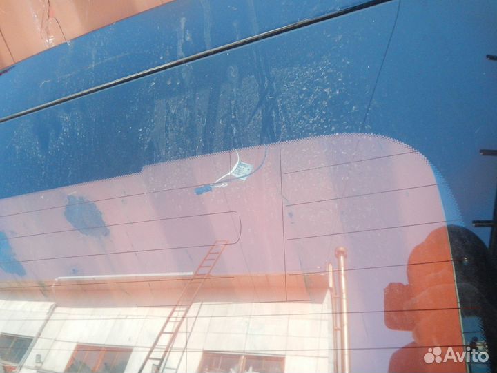 Стекло двери багажника Geely Tugella