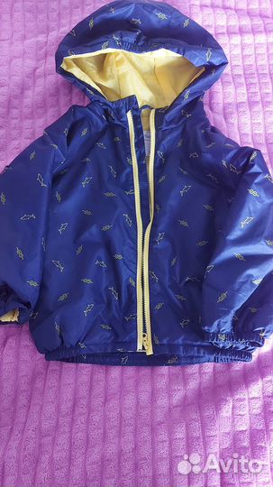 Продам куртку детскую