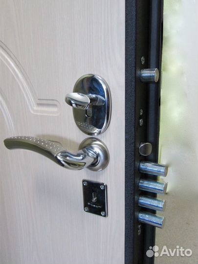 Установка замка, замена, вскрытие, ремонт