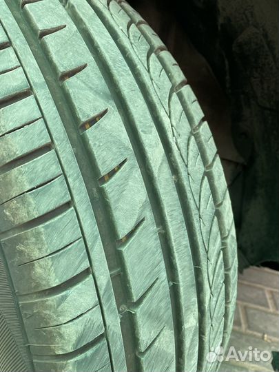 Sunfull Mont-Pro HP881 235/60 R18 107V