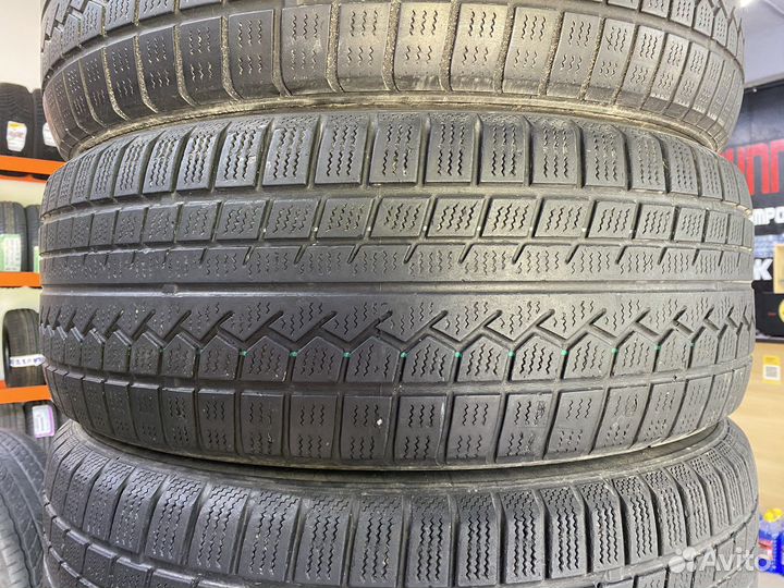 Toyo Open Country W/T 235/60 R18 107V
