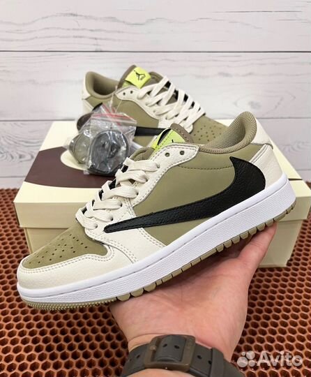 Nike Air Jordan 1 Retro Low Travis Scott Golf