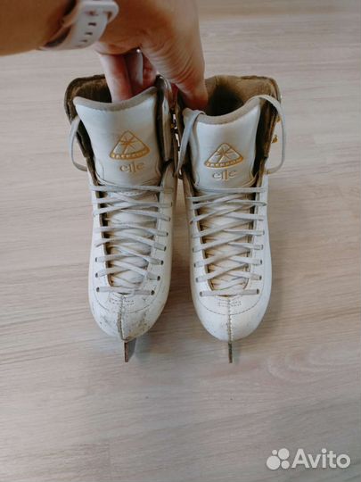 Фигурные коньки jackson elle
