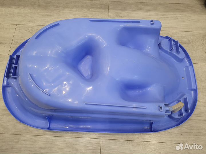 Детская ванночка со встроенной горкой