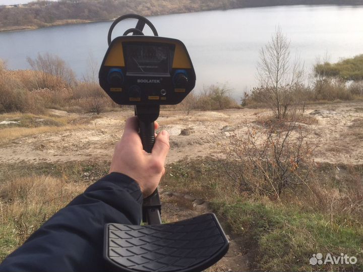 Металлоискатель новый