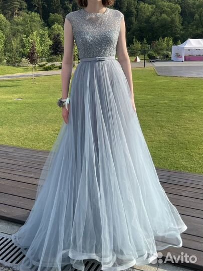 Платье на выпускной из школы
