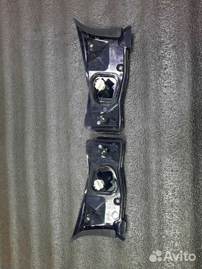 Задние фонари крышки богажника Mazda CX5