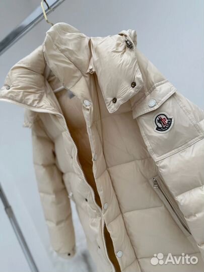 Пуховик женский зимний с капюшоном SML