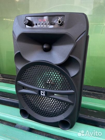 Портативная колонка Defender G110 громкая