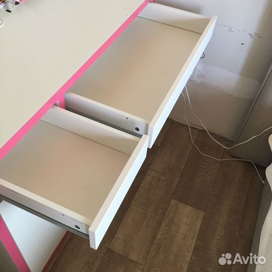 Стол IKEA мики б/у