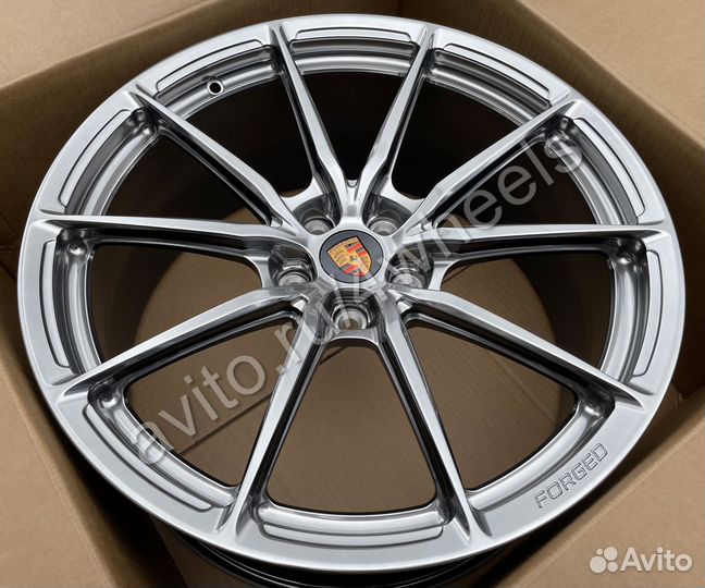 Кованые диски Porsche Macan R20 наличие