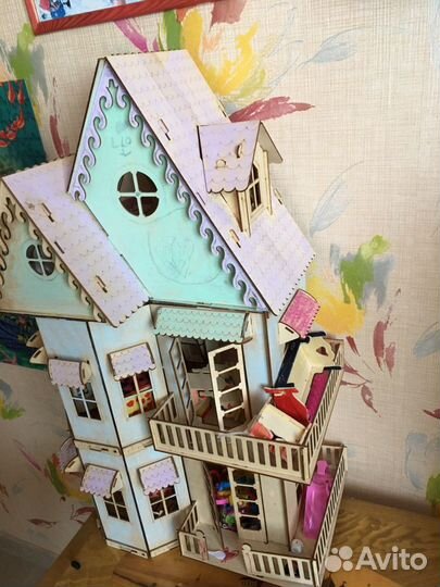 Домик кукольный