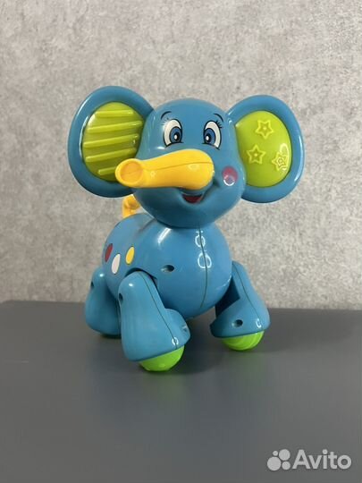 Слон интерактивный поющий