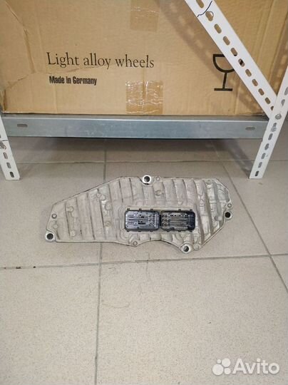 Модуль TCM Б/У 2015846