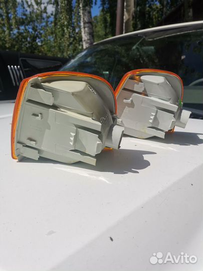 Поворотники для Ауди 100 с3