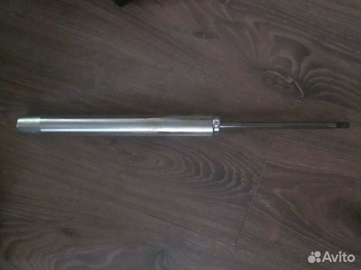 Крестовина и др. запчасти для офисных кресел б\у