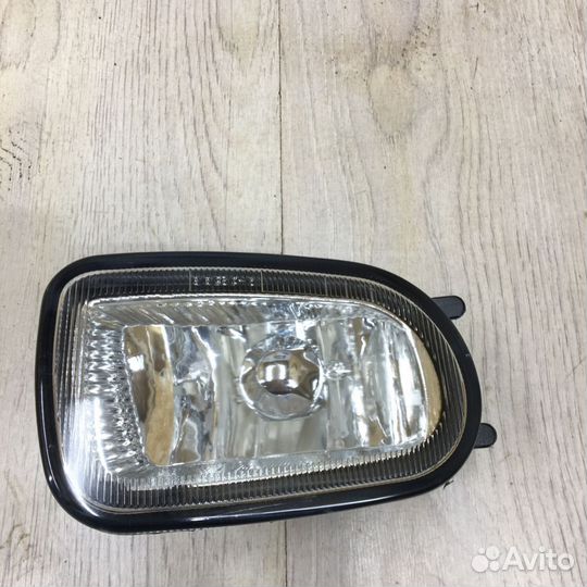 Фара противотуманная птф Туманка Nissan almera N16