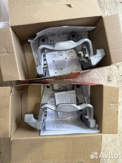 Скобы 310 тормоза VAG TRW