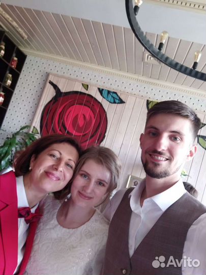 Ведущая (тамада) на свадьбу, юбилей, корпоратив