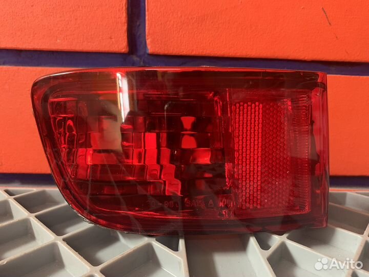 Фонарь заднего бампера левый LandCruiser 05-09