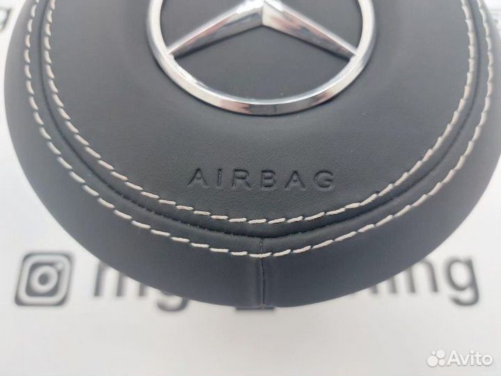 Подушка безопасности в руль AMG с белой строчкой