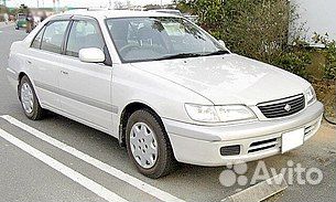 Лобовое стекло на Toyota 