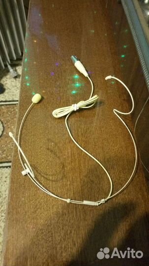 Головная радиогарнитура