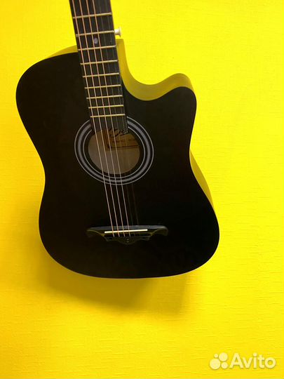 Гитара акустика