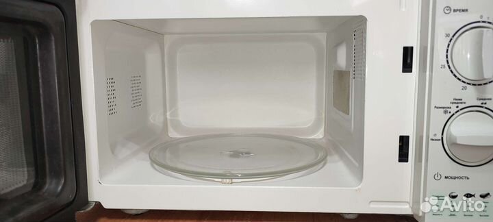 Микроволновая печь Scarlett SC-MW9020