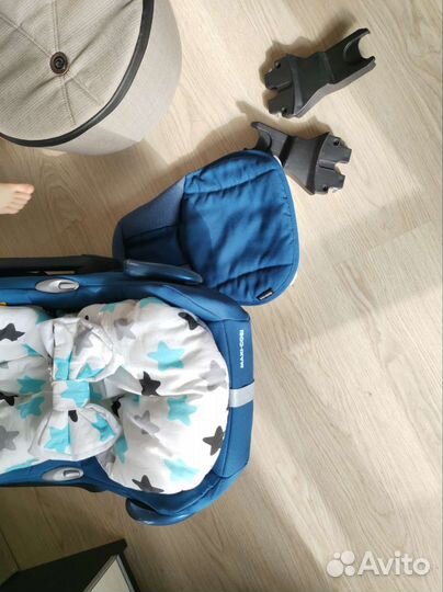 Коляска 3 в 1 Roan Bass next + maxi cosi