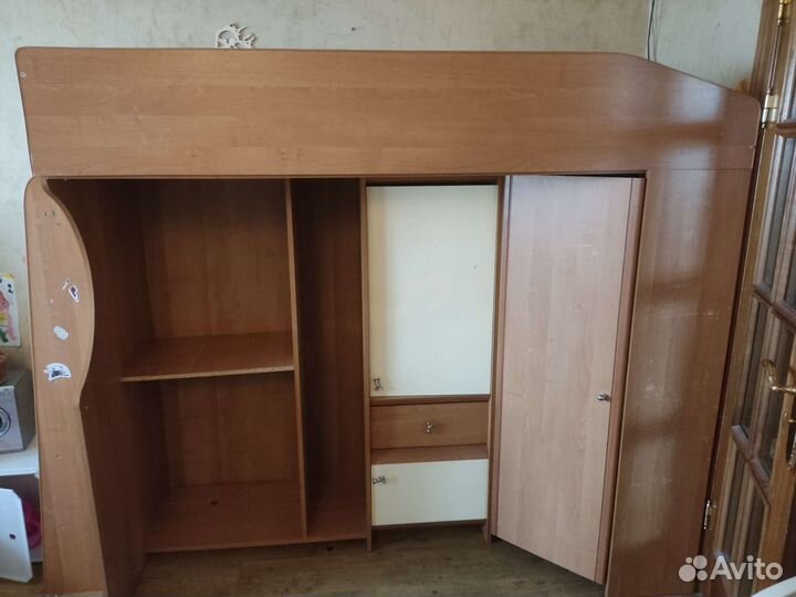 Кровать чердак